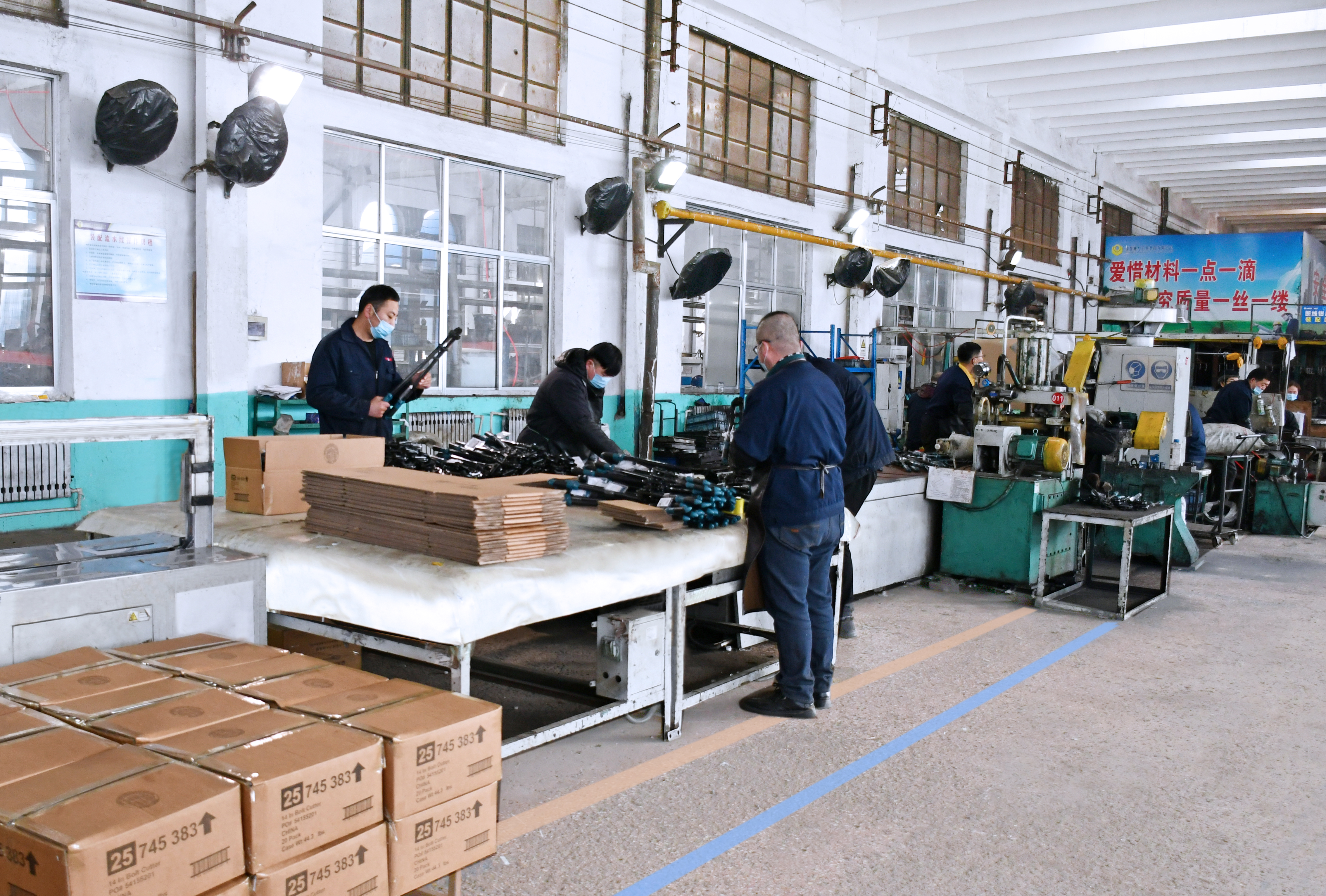 Factory workshop scene 5
